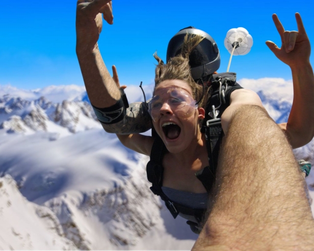 Reservación su salto en paracaídas en los Pirineos 