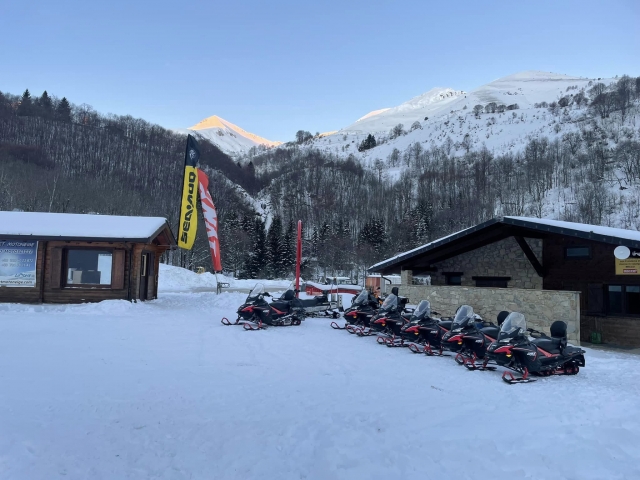 Nuestro centro de camicrema en motos de nieve 