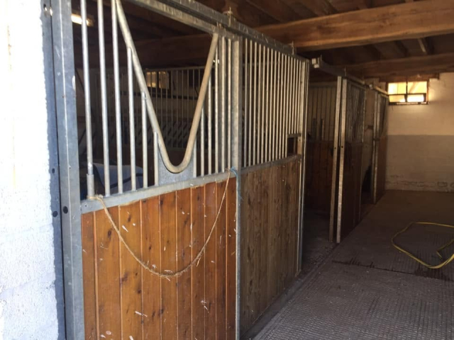  El pasillo de las cuadras 