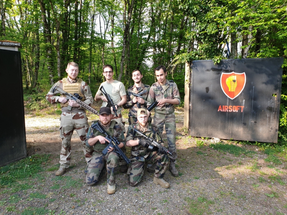  Reservación su actividad de gotcha con amigos 