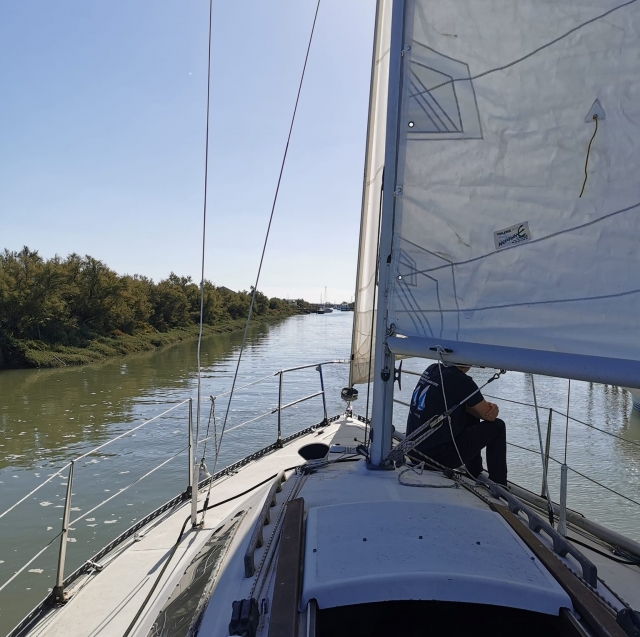  Reservación su clase de vela en Marennes