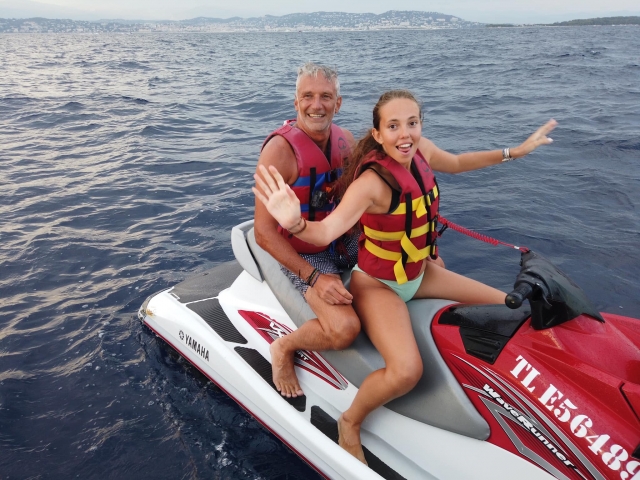  Ruta en jet ski en familia 