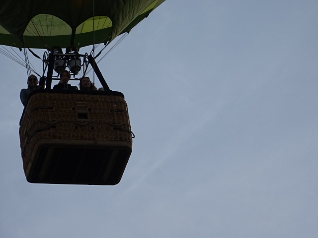  Montgolfière en plein envol 