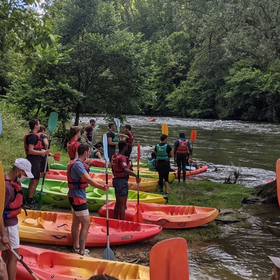 Viaje en kayak con amigos en el Ariège 