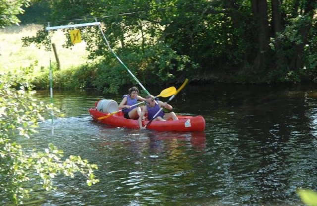  Paseo en canoa familiar 