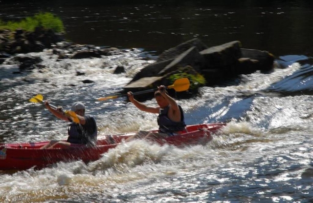  Pasaje por las aguas brava 