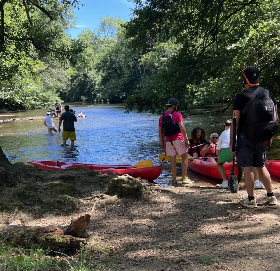  Pbaños en canoa en el Valle de la Cure para toda la familia 