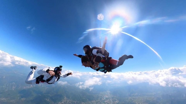  Salto tándem con camarógrafo