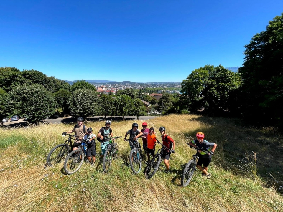  ¡Reservación en grupo!