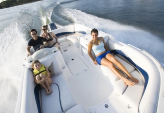 Renta semirrígida 30 cv 1/2 día Giens