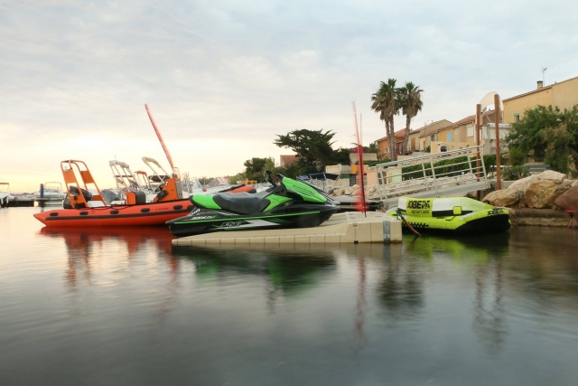  Renta de semirrígido en la Presqu'île 