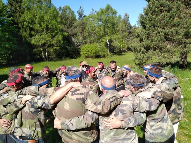 Formar un equipo y organizar una estrategia 