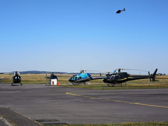  En el aeródromo de Cerny, en Essonne