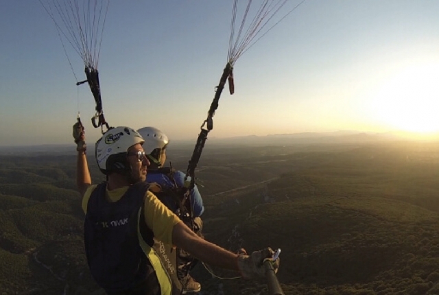 vuelo al atardecer 