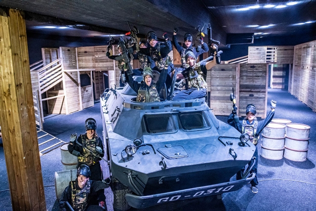  Equipo de gotcha interior 