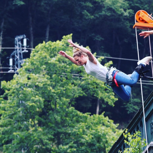 Bungee cerca de Saint-Etienne 