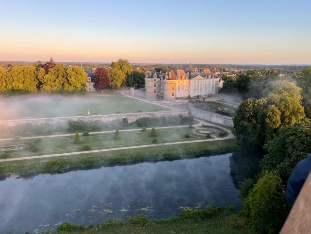 Paisajes encantadores a primera hora de la mañana 