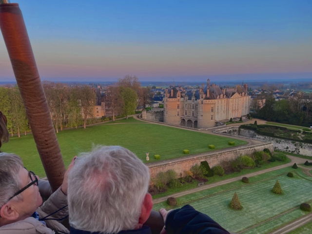  Vuelo sobre los castillos del Loira en globo aerostático 