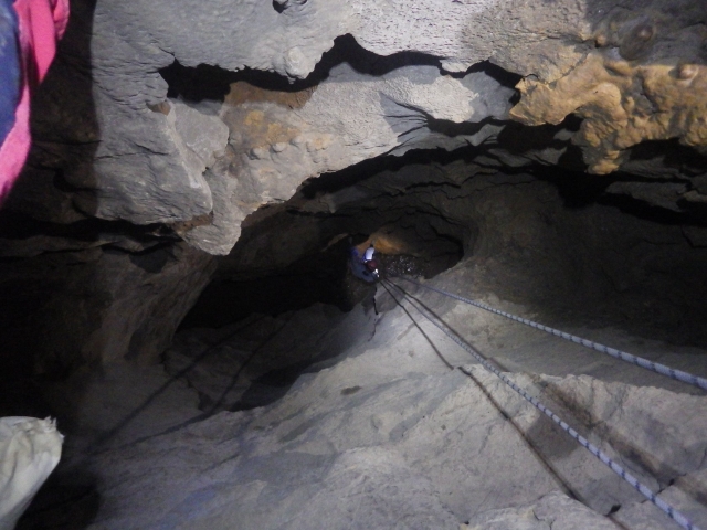  Descenso con soga 