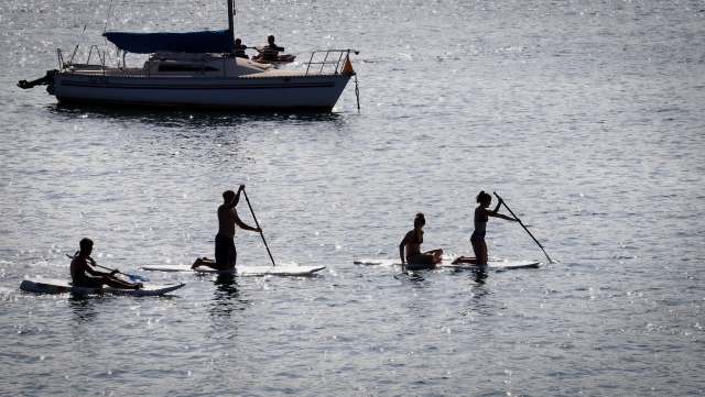 Stand-up Paddle Villefranche sur Mer con amigos 