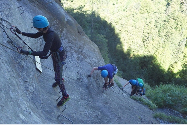  VÍA FERRATA en Eaux Bonnes 