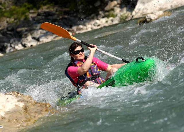  Descenso en canoa 
