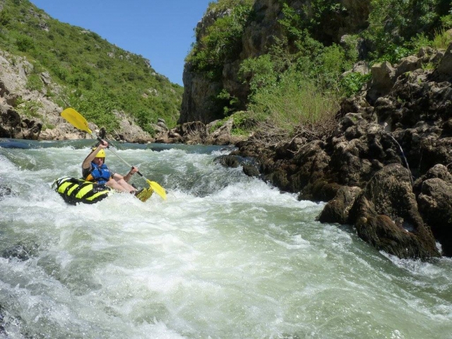  Deportes de aguas brava 