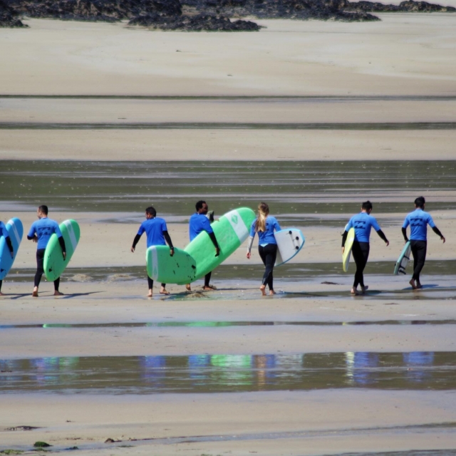  Sesión de surf en grupo 