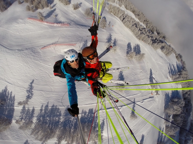 Vuelo de exploración en parapente en el valle de Ubaye