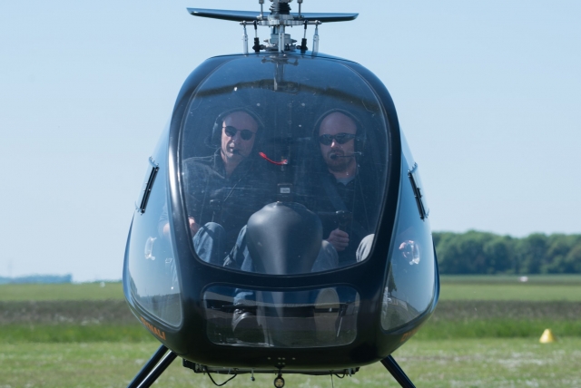  Bautismo en helicóptero cerca de París 