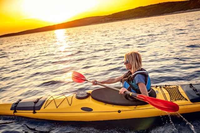  kayak al atardecer 