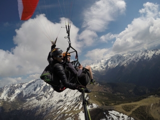 Vuelo ascendenle en parapente - Combe de Savoie + Vídeo