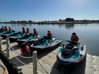 Renta de jet ski biplaza en Port Canet, 30 min