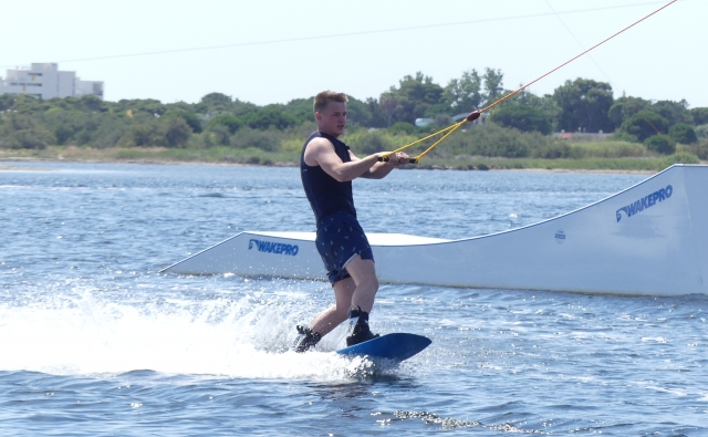  Emociones duranle la actividad de Wakebord en Leucale 