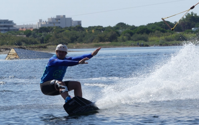  Sesión de wakeboard