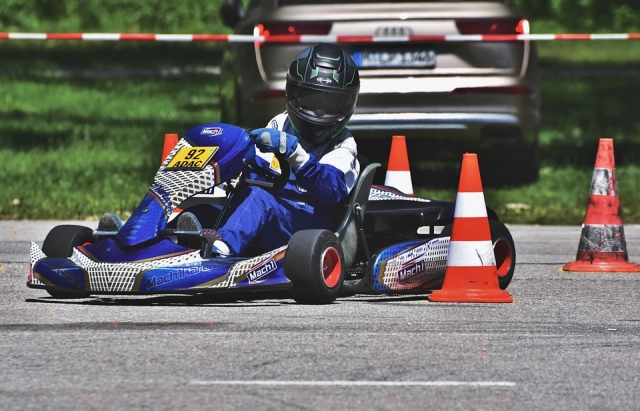  Concentración en la pista de karting 