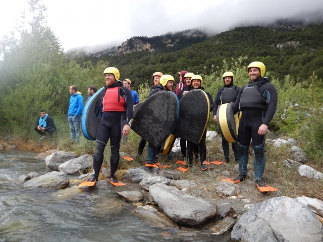  Preparación para sumergirse en el agua 