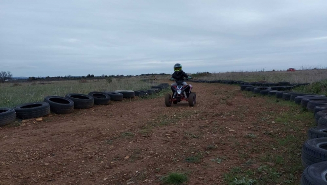  Emociones a bordo de un cuatrimoto infantil 