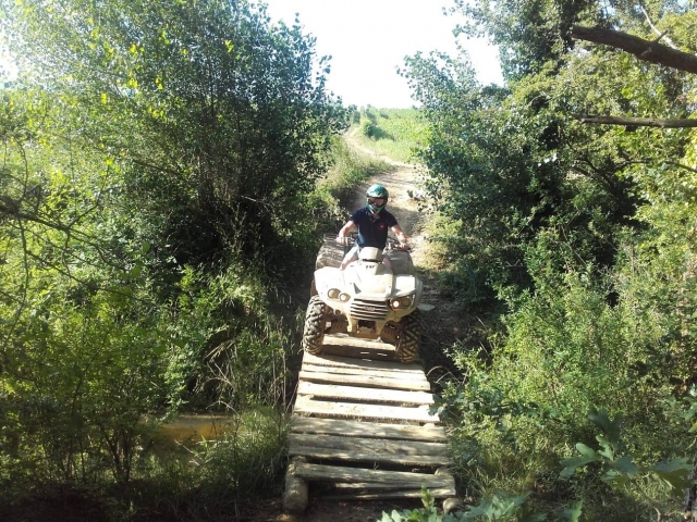  Cuatrimoto en Grospierres