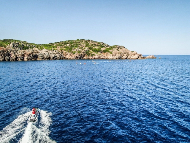 Descubre la Isla de la Belleza en jet ski 