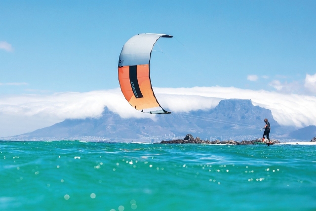  Perfeccionamiento de kitesurf en Doussard 