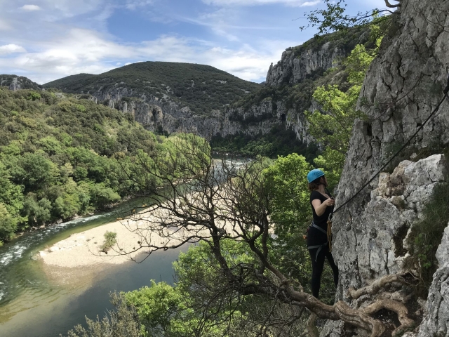 Via Cordamarra hasta las gargantas del Ardèche 