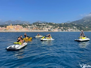 Ruta en jet ski 2,5 horas + SUP 1 hora en Cap d’Antibes