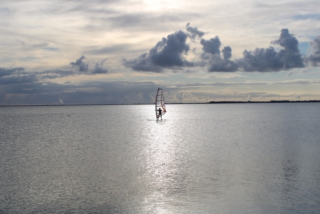  Iniciación al windsurf en paz 
