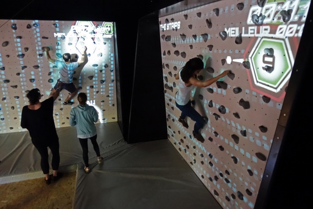  Escalódromo de realidad aumentada 