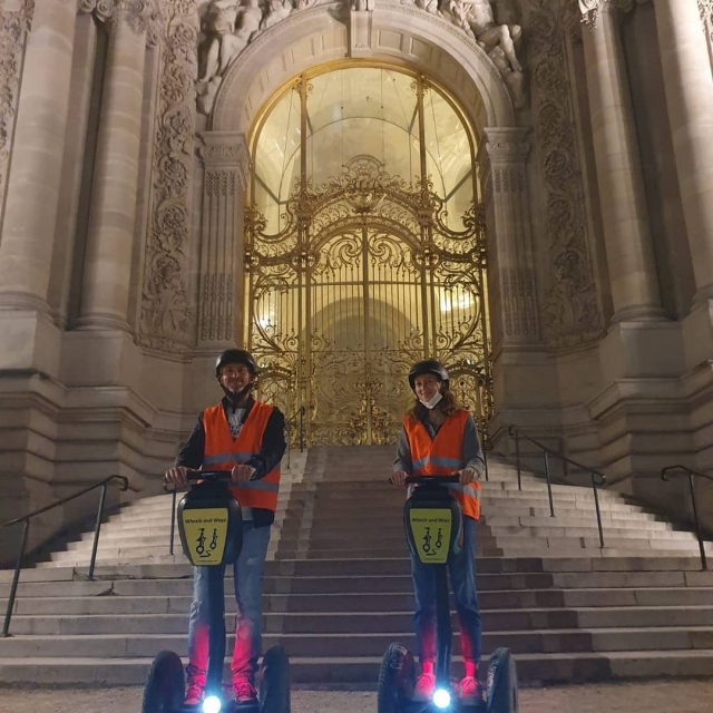  Balade nocturne à Paris en segway 