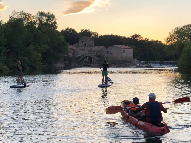  Paseo en kayak al atardecer 