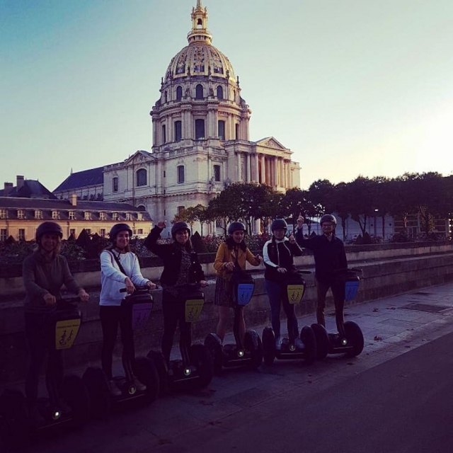  Recogida de souvenirs con amigos 