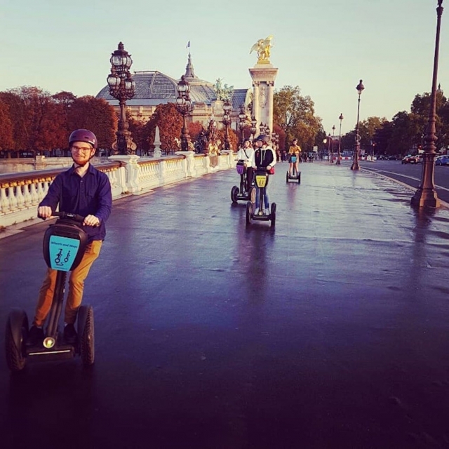  Carrera corta en segway para más entretenimiento 