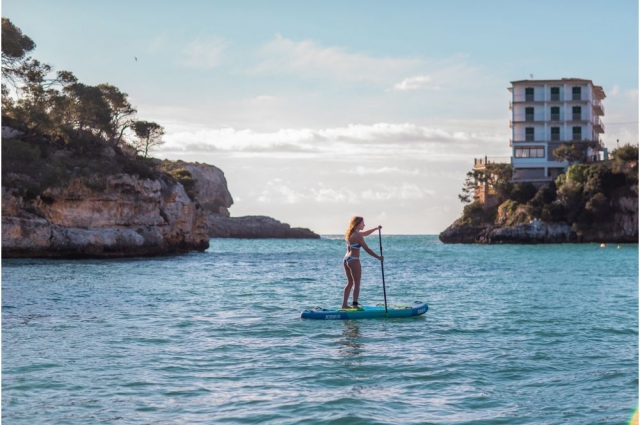  Disfrutando de un magnífico entorno en la costa de la Bahía de los Ángeles. 